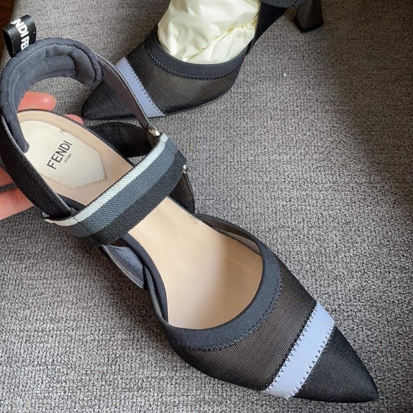 Authentic Fendi Colibri - Picture 5 of 8